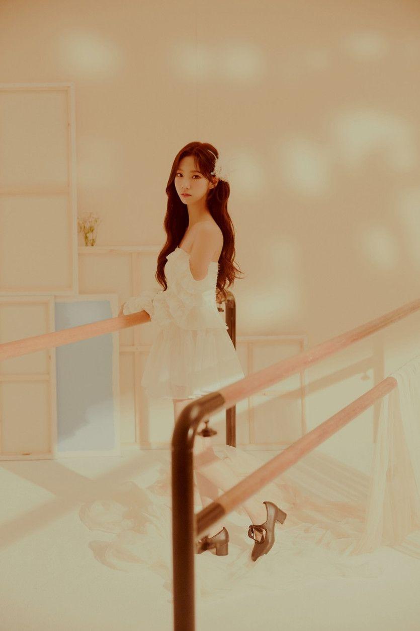 무용수 컨셉 화보 우주소녀 여름1