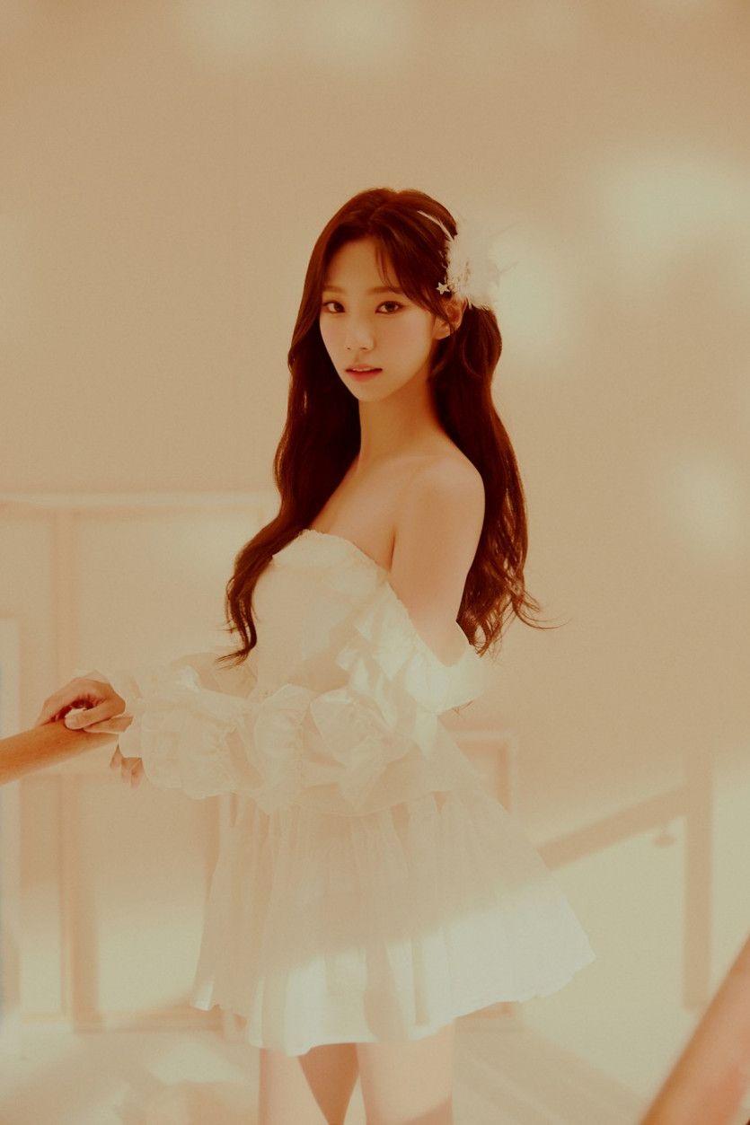 무용수 컨셉 화보 우주소녀 여름4