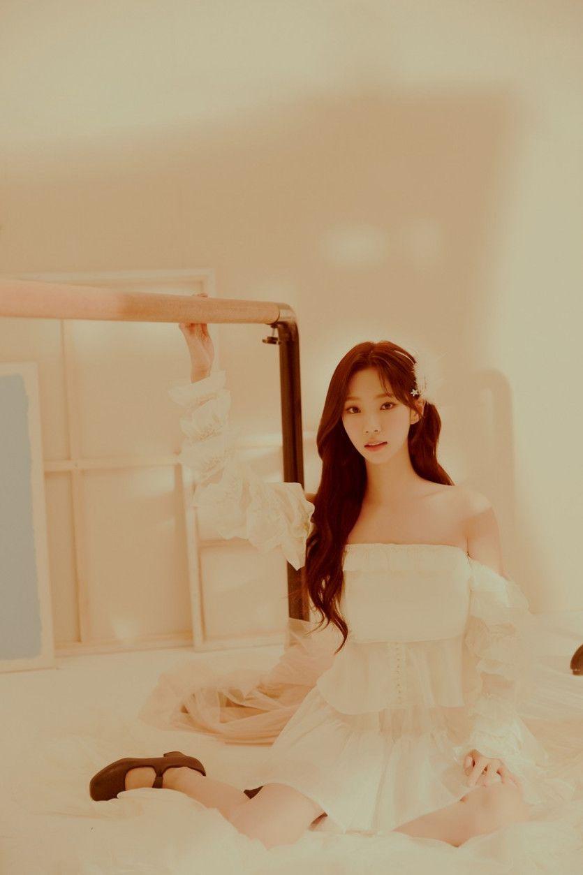 무용수 컨셉 화보 우주소녀 여름5