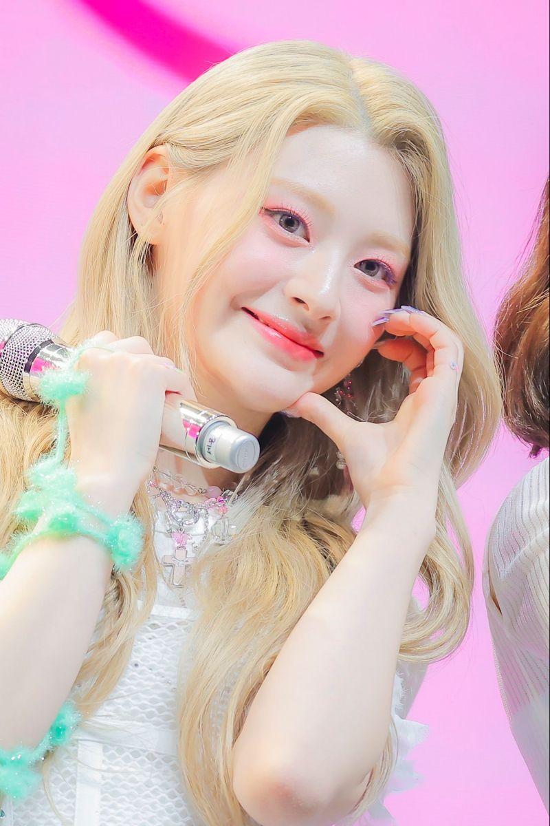 STAYC SIEUN2