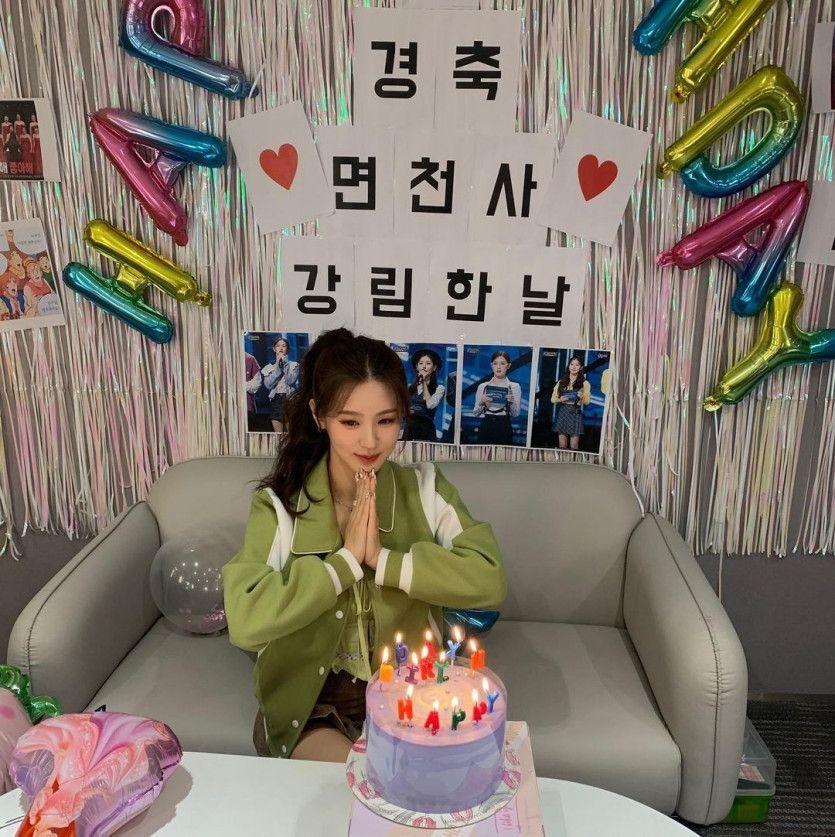 (G)-IDLE 미연1
