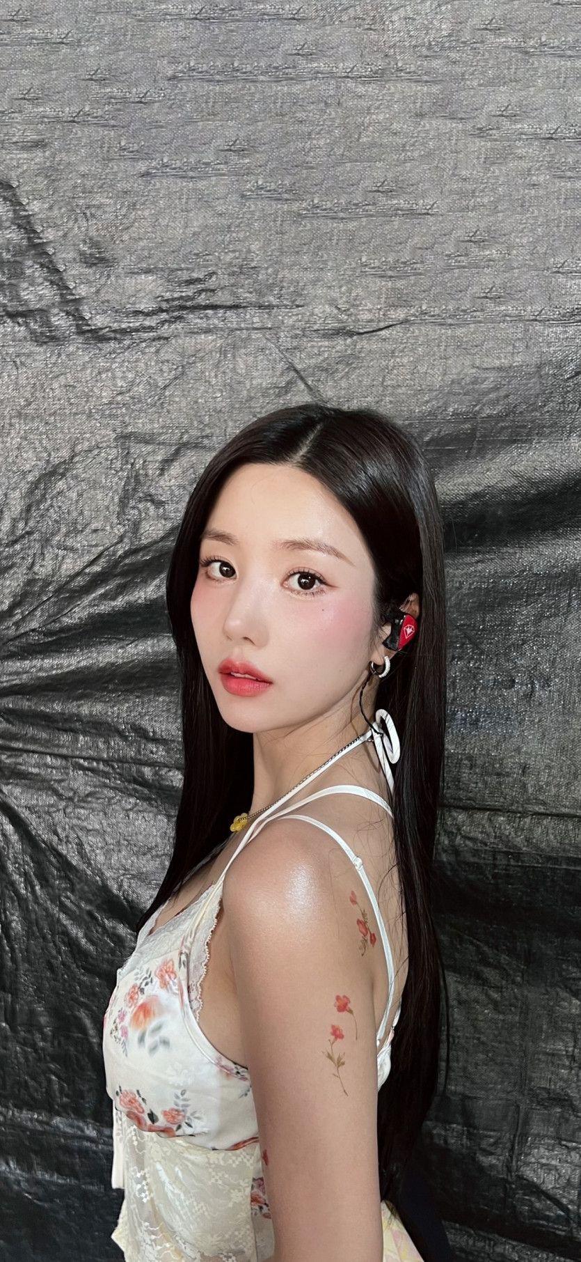 권은비1
