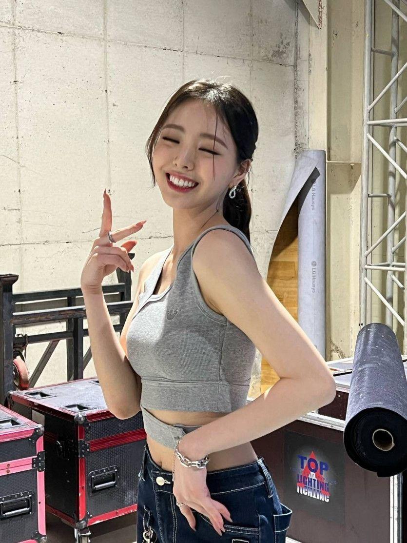 ITZY Yuna2