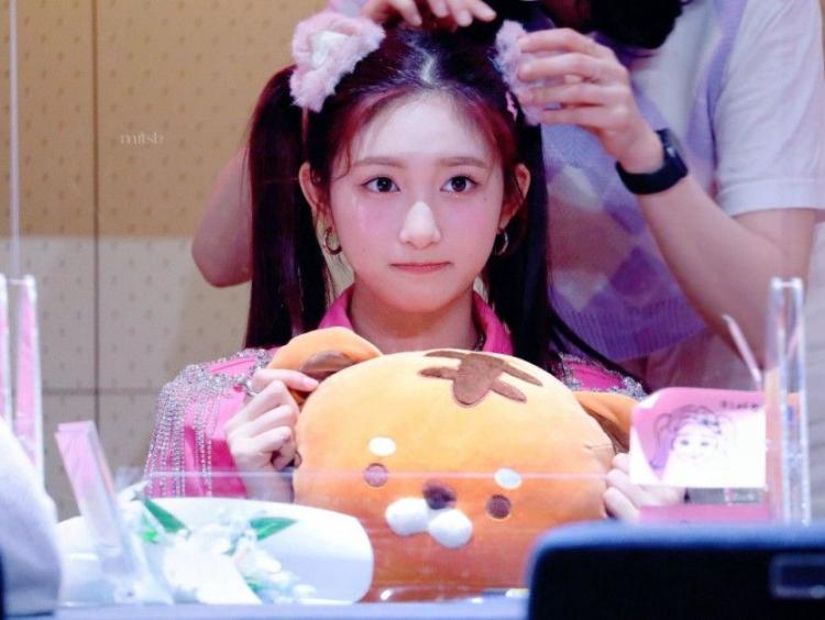 IVE LEESEO0