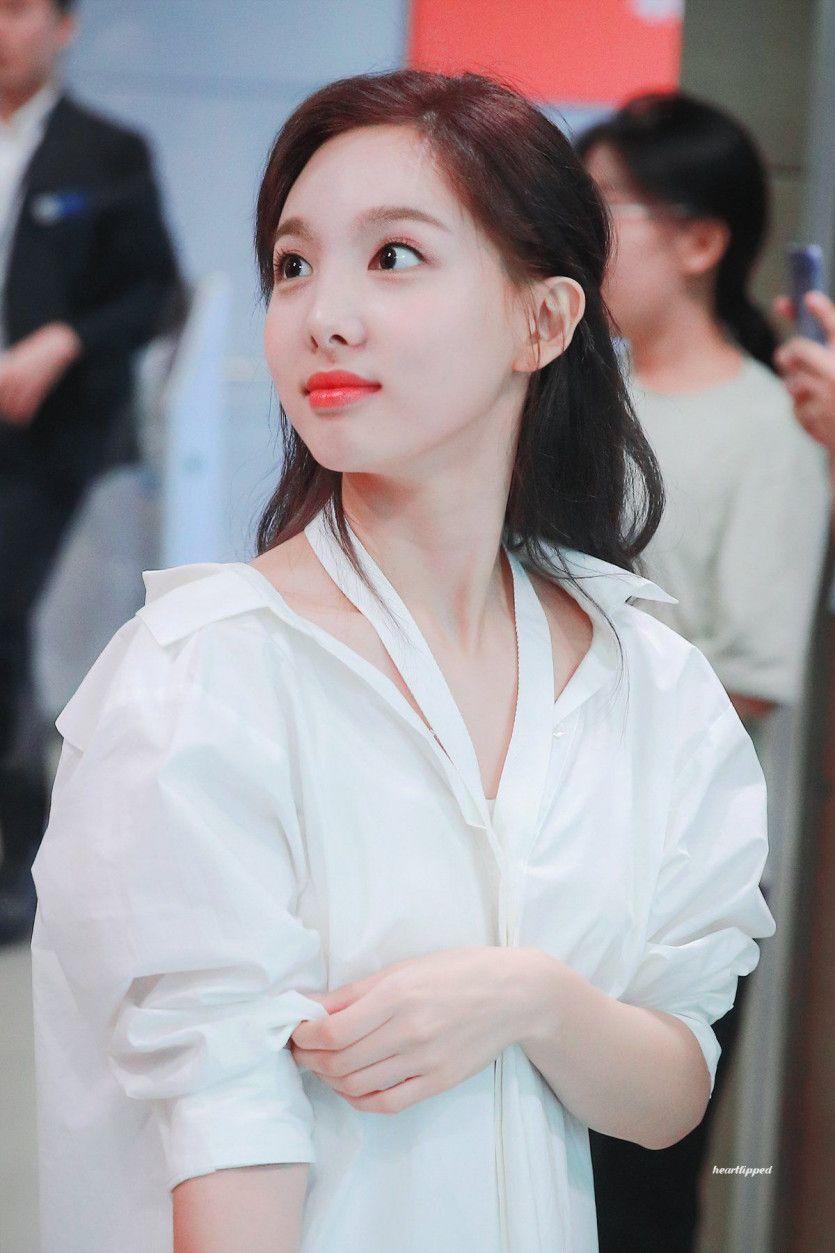 TWICE Nayeon1