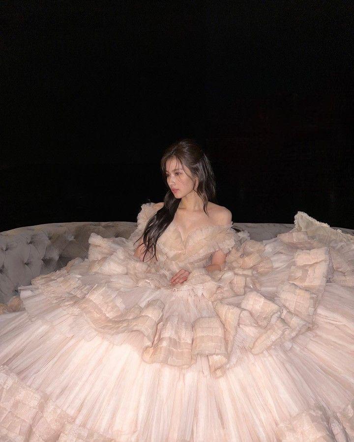 TWICE SANA0