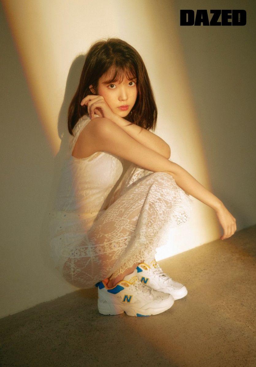 아이유 데이즈드 2018 5월호 화보 고화질0