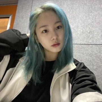 EVERGLOW Mia3
