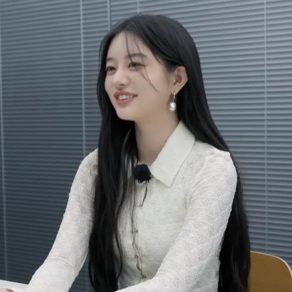 ILLIT 민주2