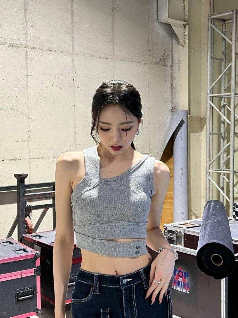 ITZY Yuna1