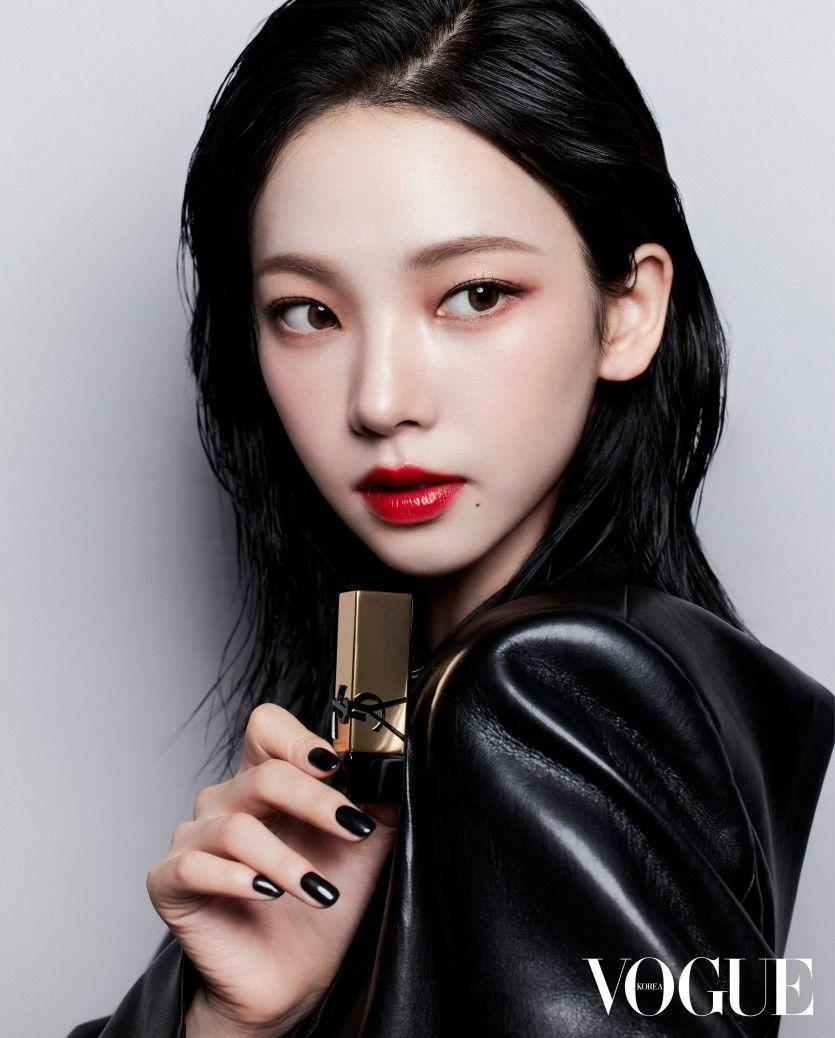 VOGUE 카리나8
