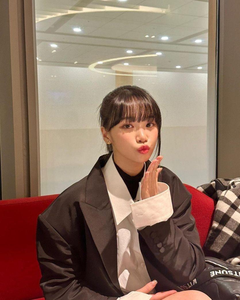 LE SSERAFIM CHAEWON0