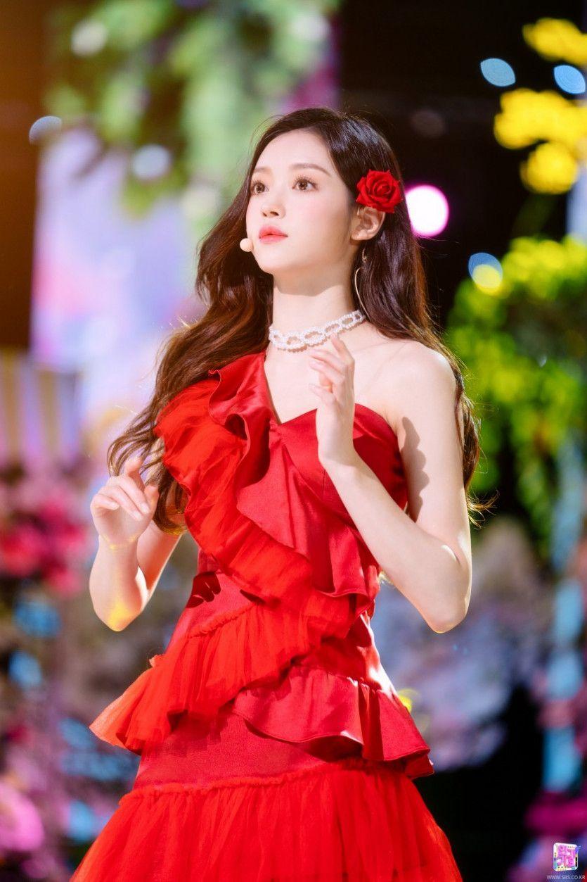 레드 드레스 직찍 오마이걸 유아3