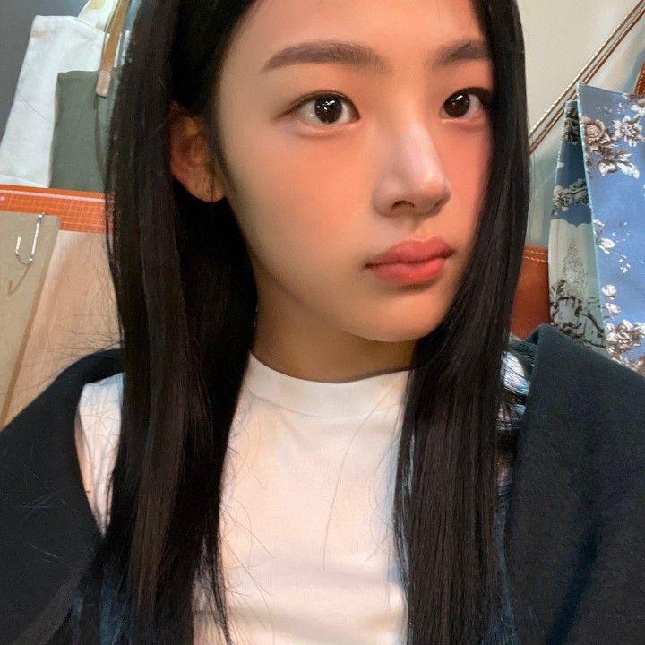 NewJeans MINJI0