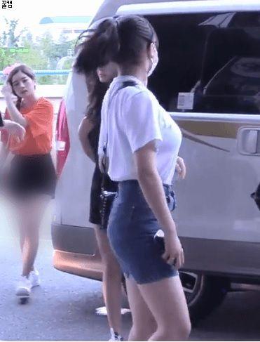 트와이스 지효 볼륨감 ㅗㅜㅑ1