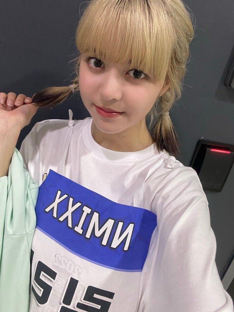 NMIXX 릴리모로우0
