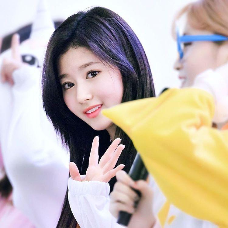 TWICE SANA1