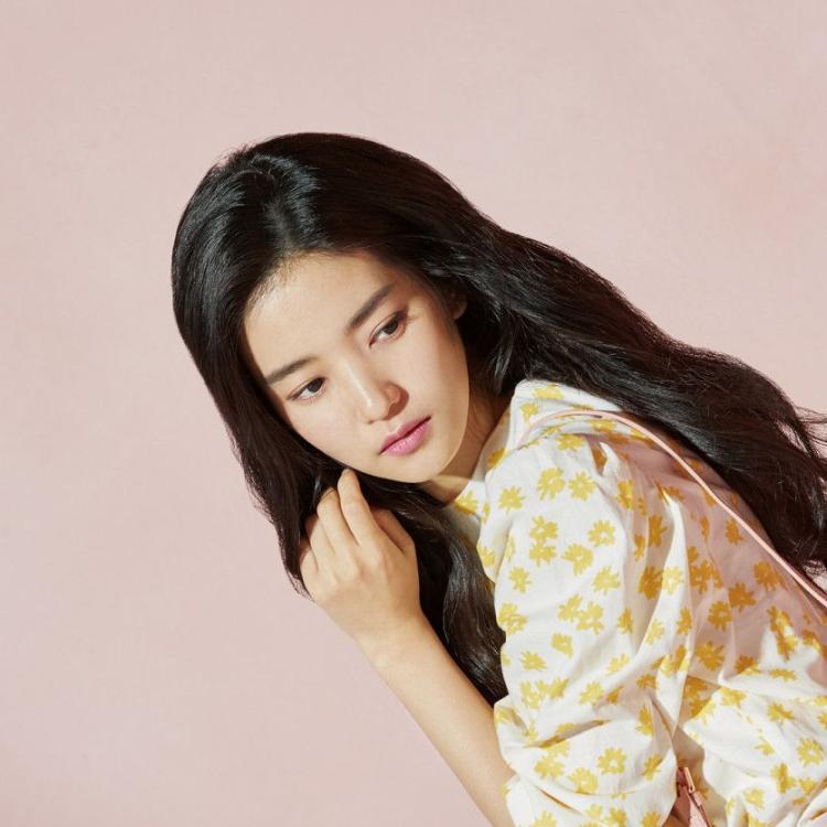 김태리 화보 비하인드컷2