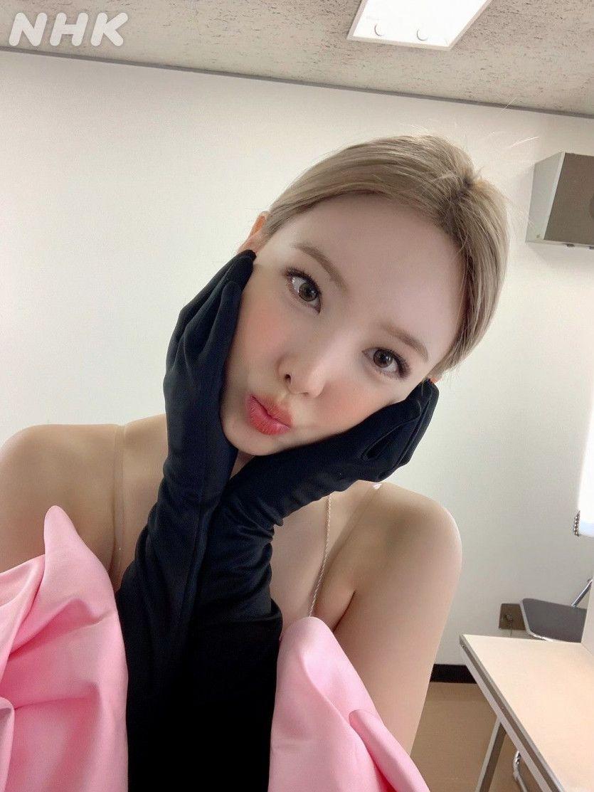 TWICE NAYEON1