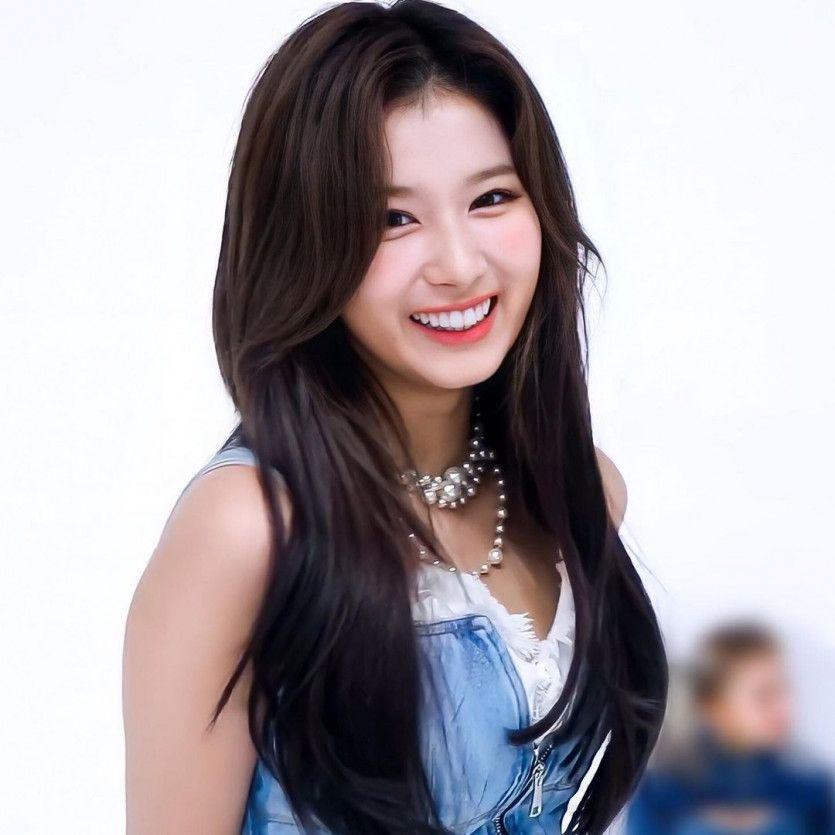 TWICE SANA1