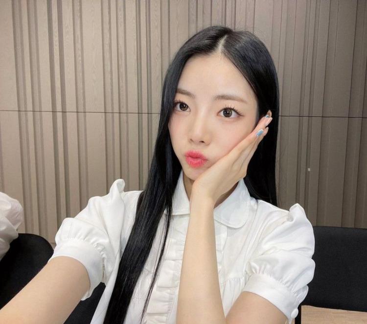 PURPLE KISS  NA GO EUN2