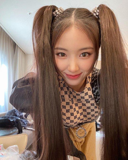NMIXX jiwoo1