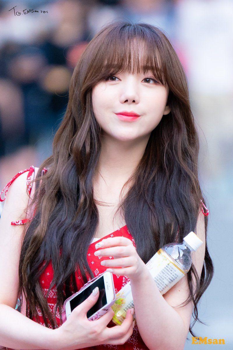 러블리즈 빨간케이 김지연1