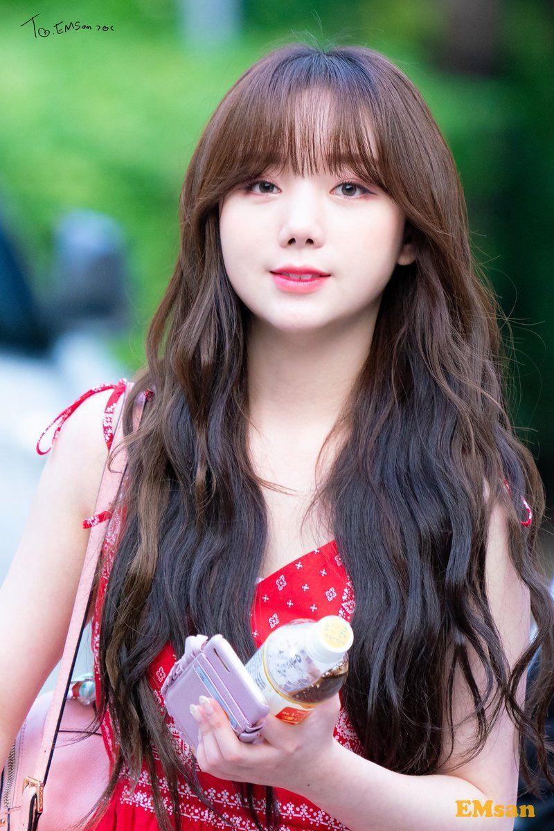 러블리즈 빨간케이 김지연2