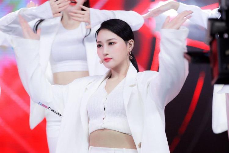 DREAMCATCHER SIYEON1