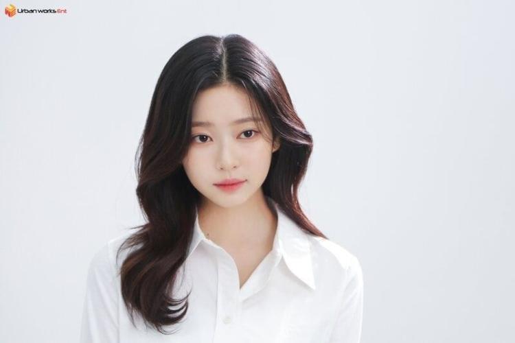 김민주0