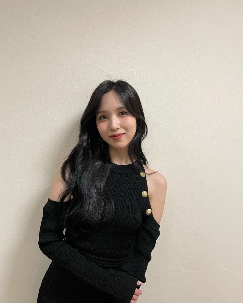 TWICE Mina2