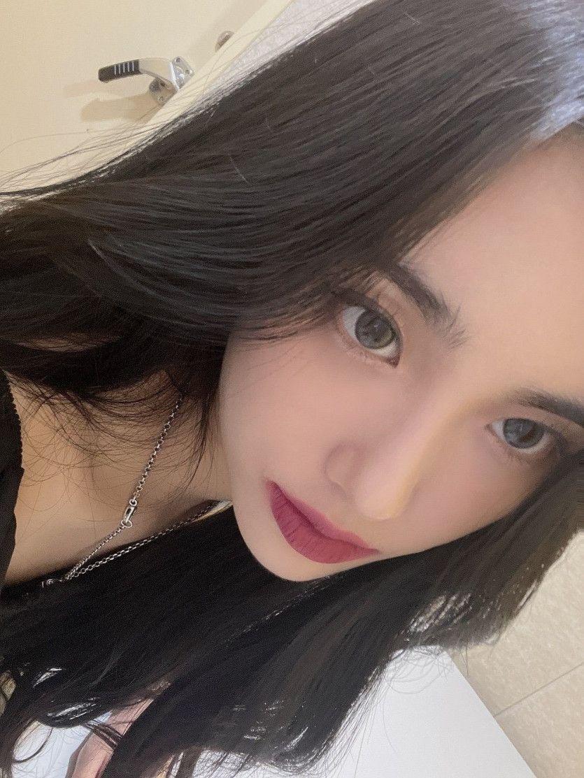 EVERGLOW 김시현0