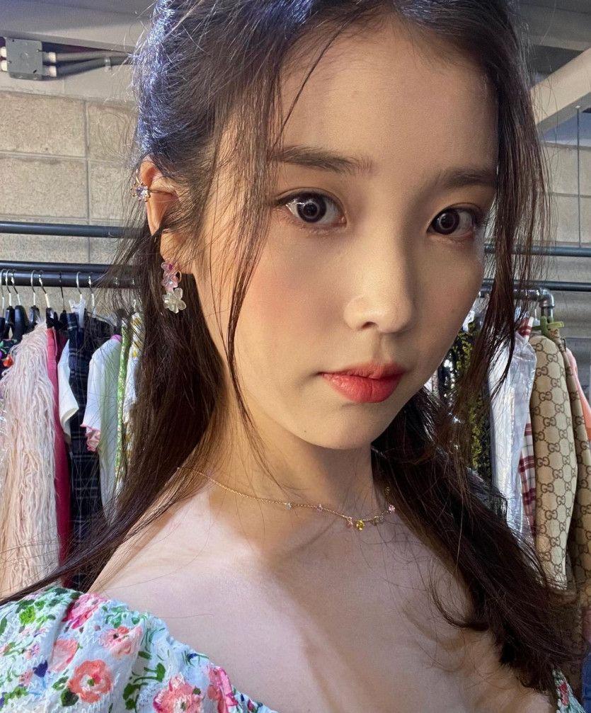 아이유3