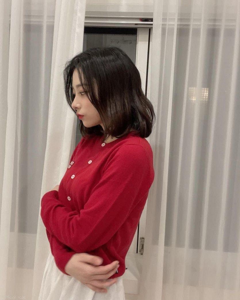 빨간 가디건 윤경2