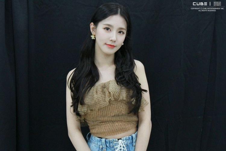 (G)I-DLE MIYEON0