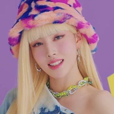 STAYC YOON0