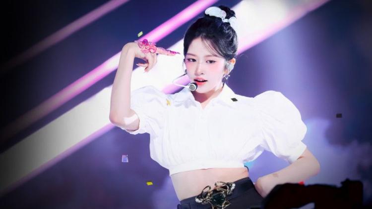 안유진0