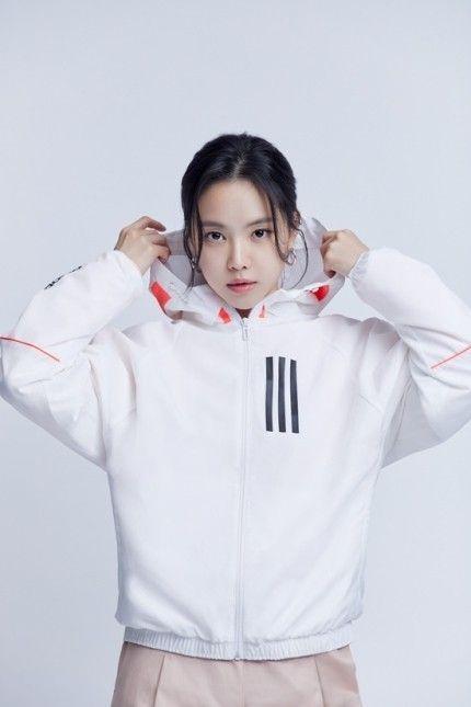 손나은3