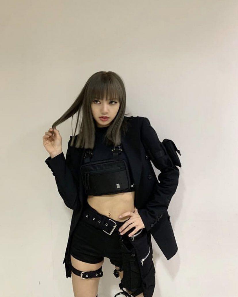 BLACKPINK LISA1