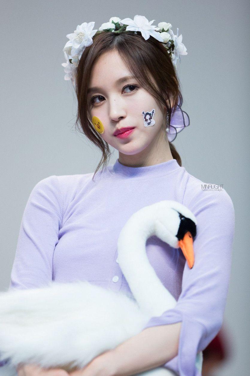 TWICE MINA0