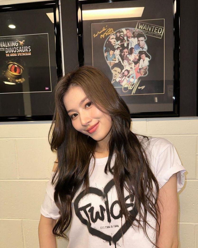 TWICE Sana2