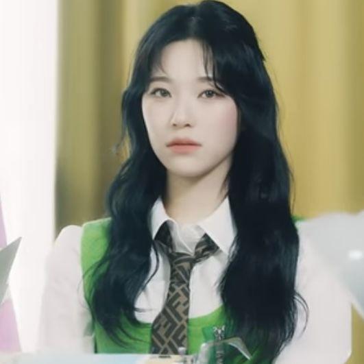 FROMIS 9  백지헌1