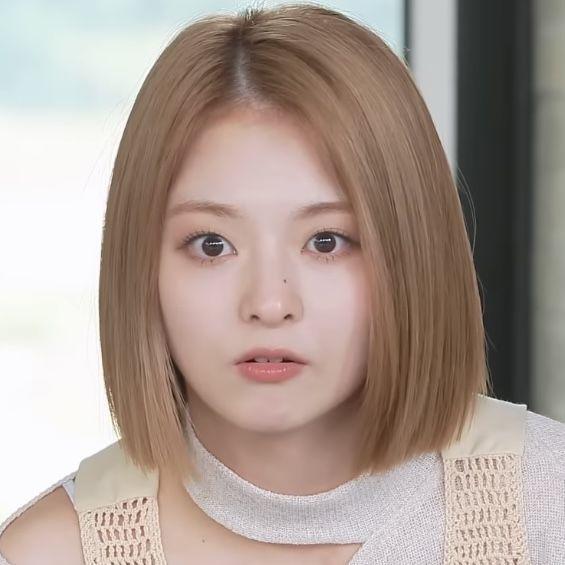 FROMIS 9  이나경1