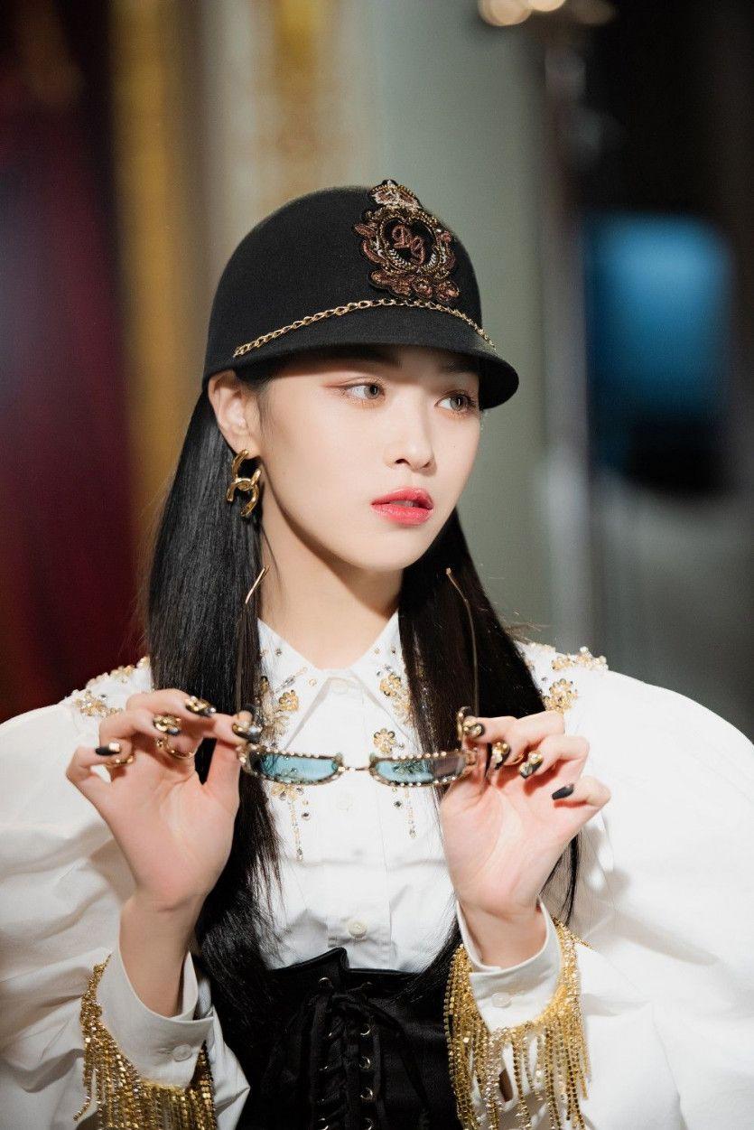 ITZY 류진1