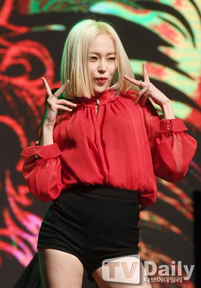 승부수 던지는 CLC 쇼케이스 예은 승연1