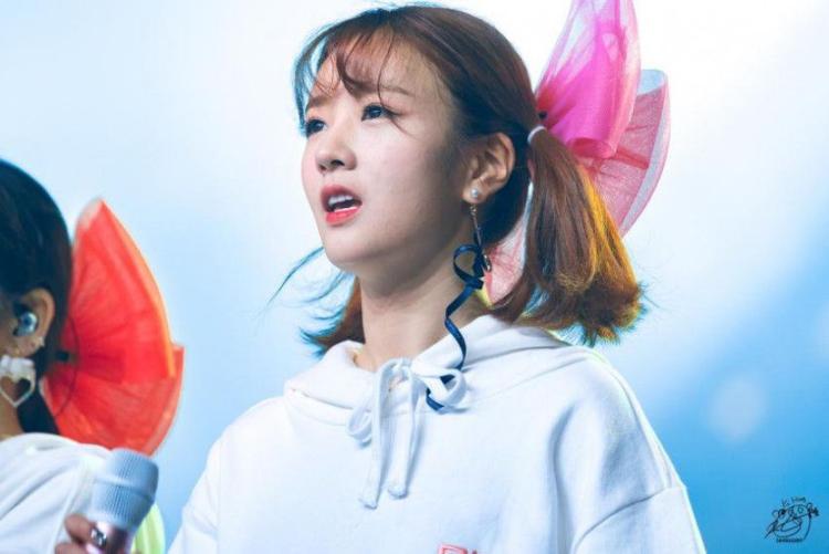 에이핑크 윤보미 왕리본1