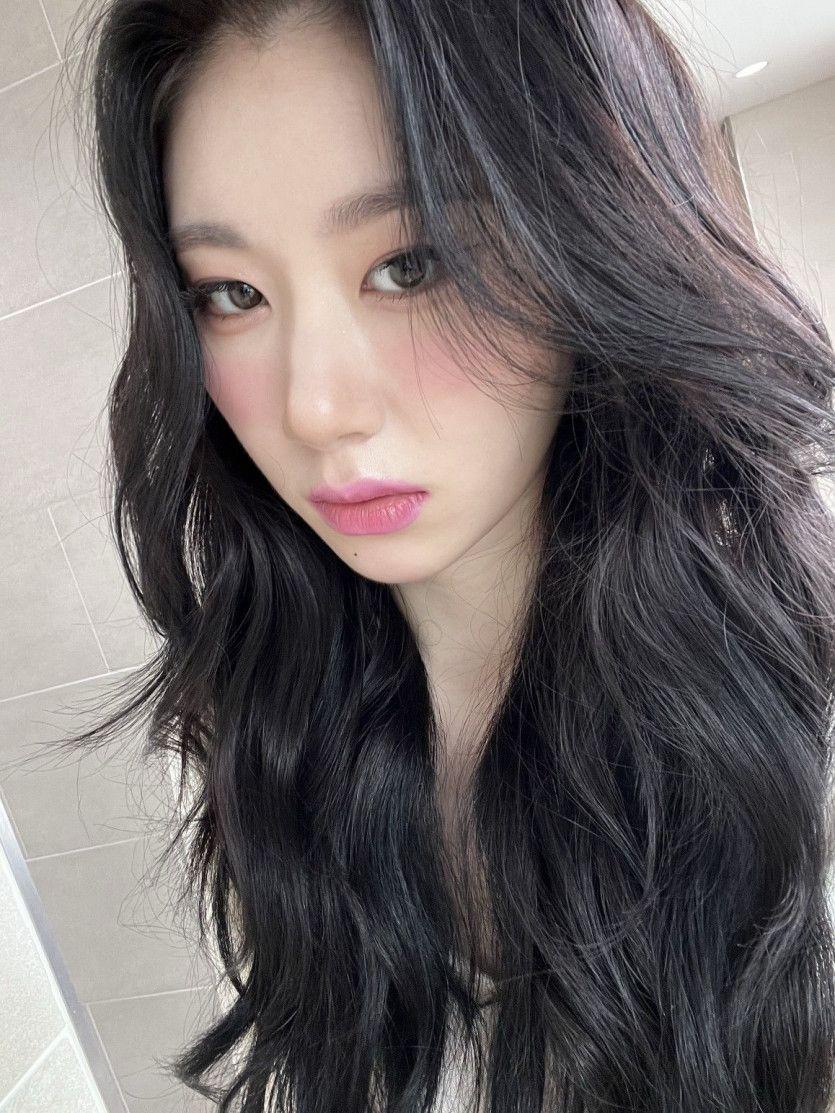 ITZY Chaeryeong3