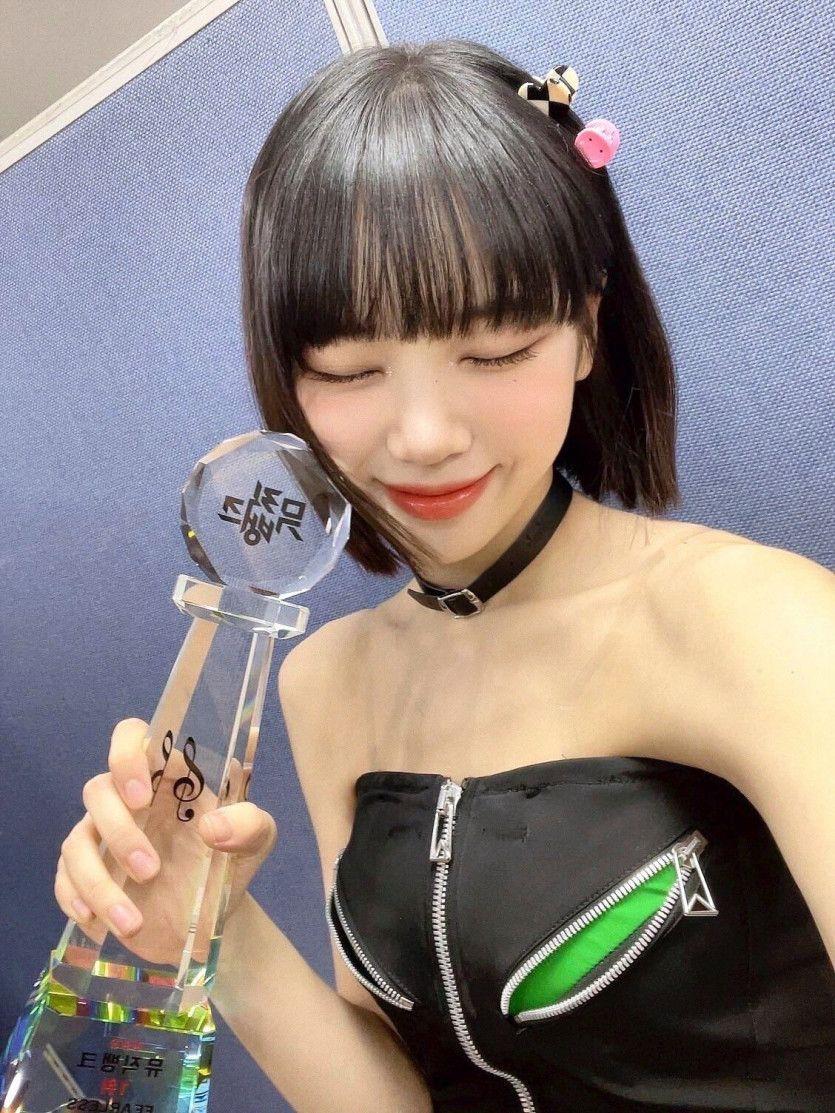 LE SSERAFIM CHAEWON1