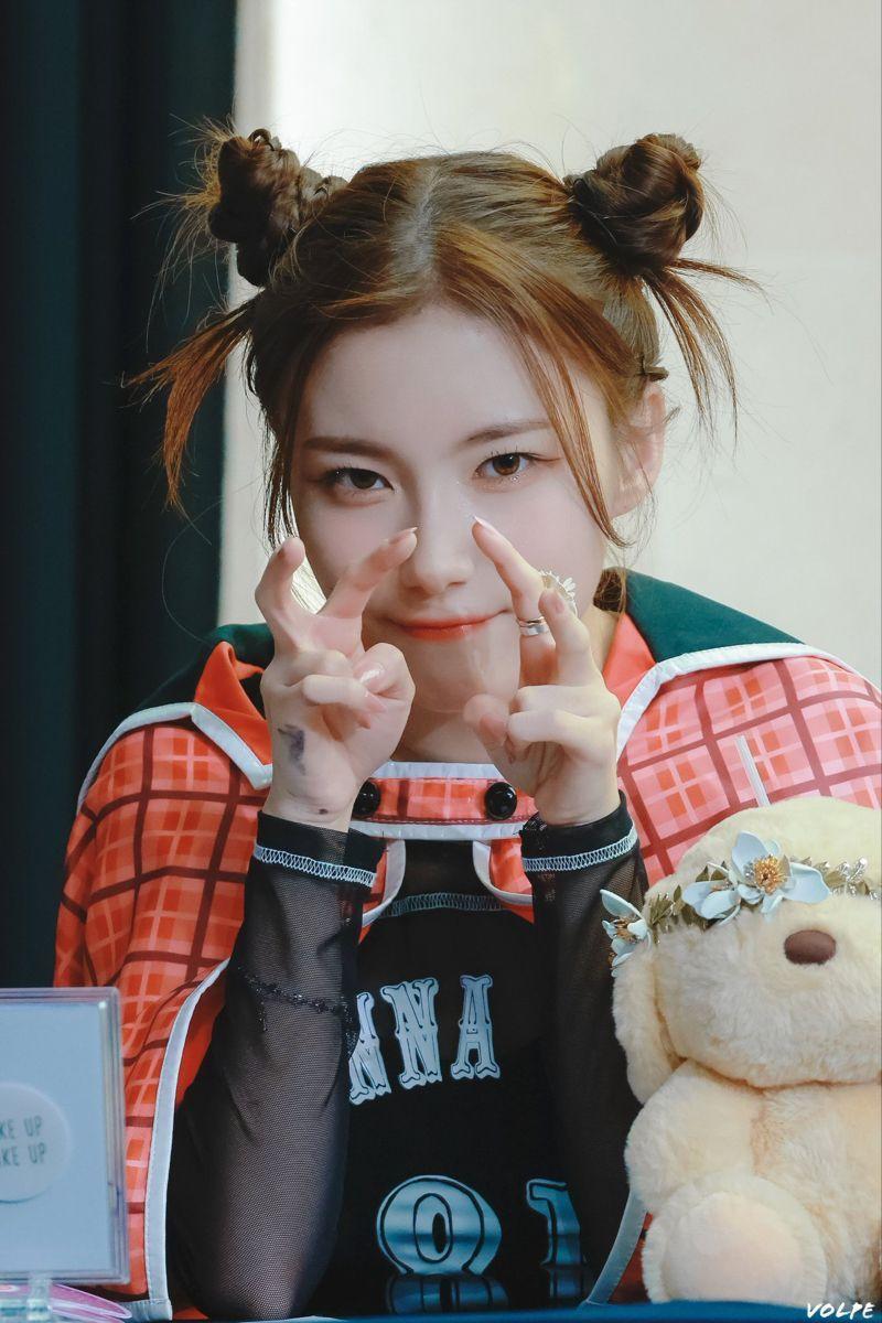 KEP1ER YOUNGEUN0