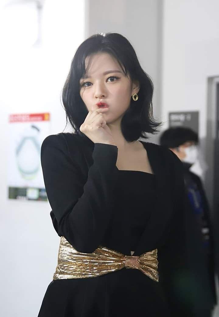 TWICE Jeongyeon0